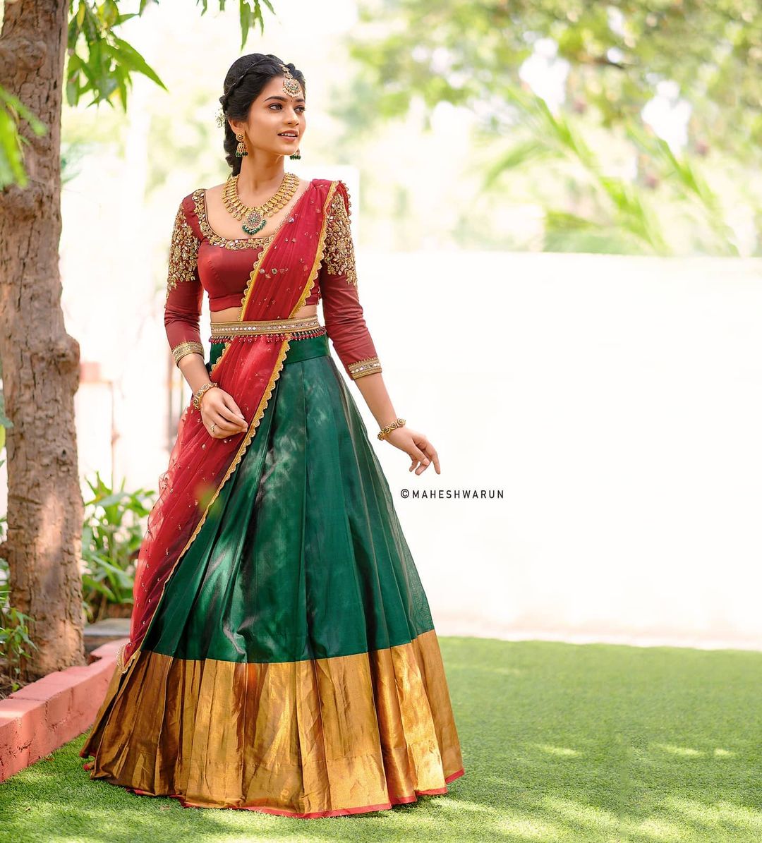 Top 78+ green and red half saree best