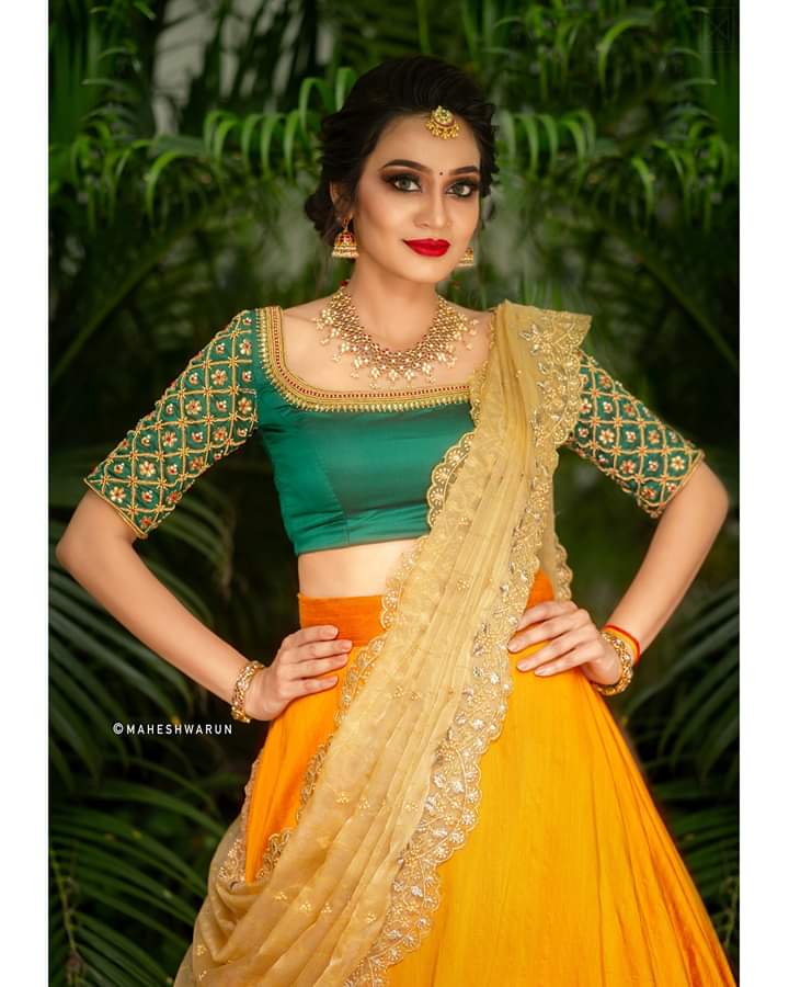 RI Ritu Kumar Bottle Green & Mustard Ikat Lehenga Set – Saris and Things