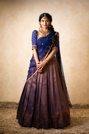 Amoha 1016288 A To 1016288 E Party Wear Sarees Catalog | Fancy gowns, Party  wear sarees, Lehenga saree