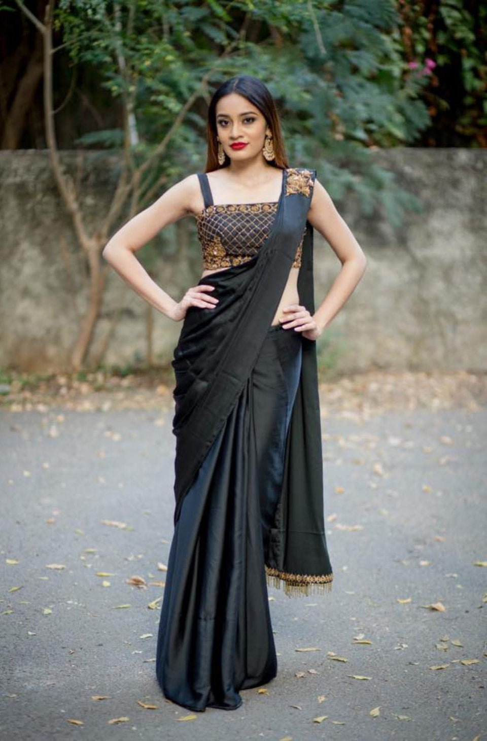 Buy Black Georgette Embroidery Square Neck Pre-draped Saree With Belt For  Women by Lavanya Ahuja Online at Aza Fashions.